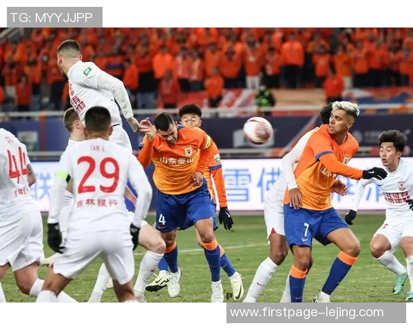 亚泰与富力精彩对决回顾赛场瞬间与精彩进球全记录